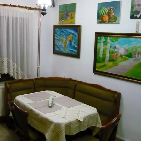 Paintings Mario Ubytování v soukromí Bukurešť